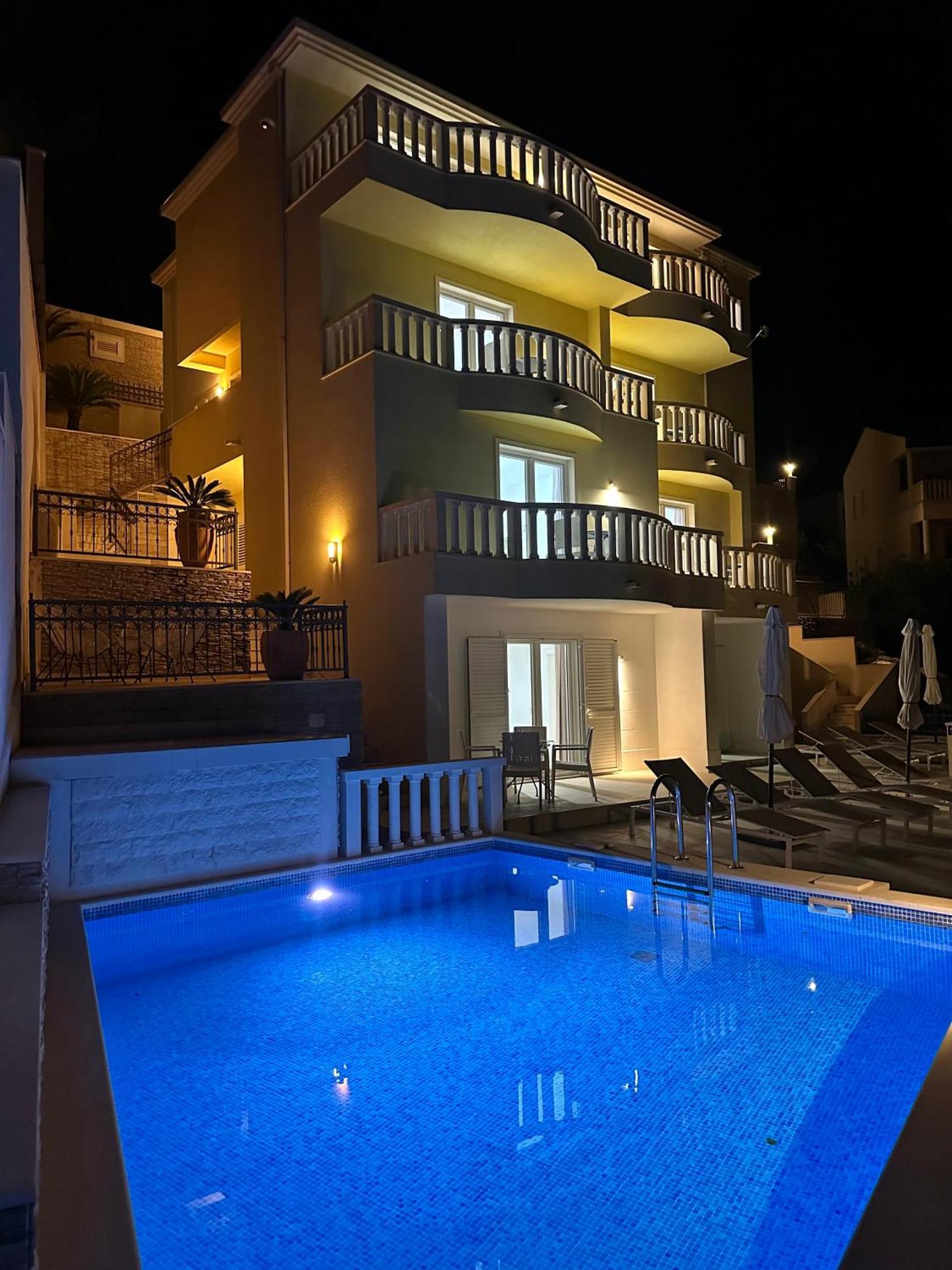 Apartments - Villa Sabrina Brela Exteriör bild